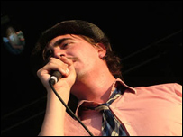 Eddie from Art Brut