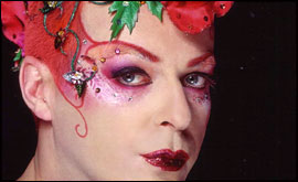 Julian Clary 