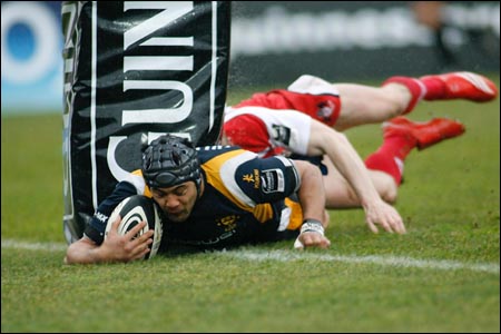Sam Tuitupou try
