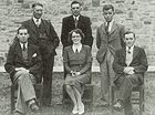Actio Lluest y Bwci yn 1945 - Charles Williams yw yw'r cyntaf ar y dde yn y rhes flaen.