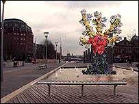 Statue