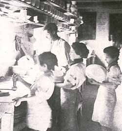 Pressing flatware