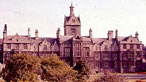 Ysbyty Gogledd Cymru, Dinbych - llun gan/photo by Robert Frost