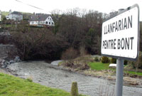 Arwydd Llanfarian