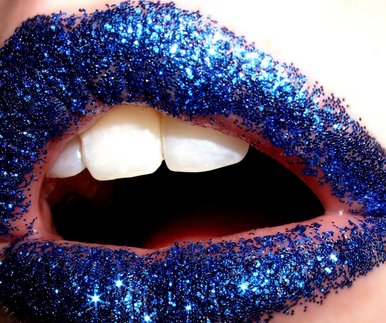 Electric lips