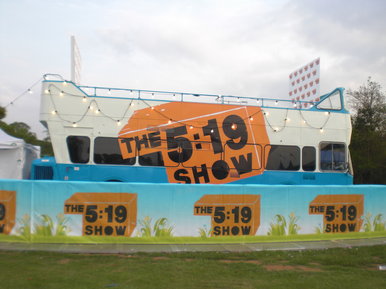 5:19 Bus