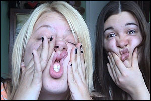 Jenna and Vicki