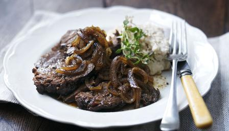Slow cooker beef